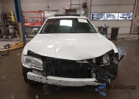 2015 Chrysler 300C Awd from USA, damaged, VIN 2C3CCAKG9FH820476
